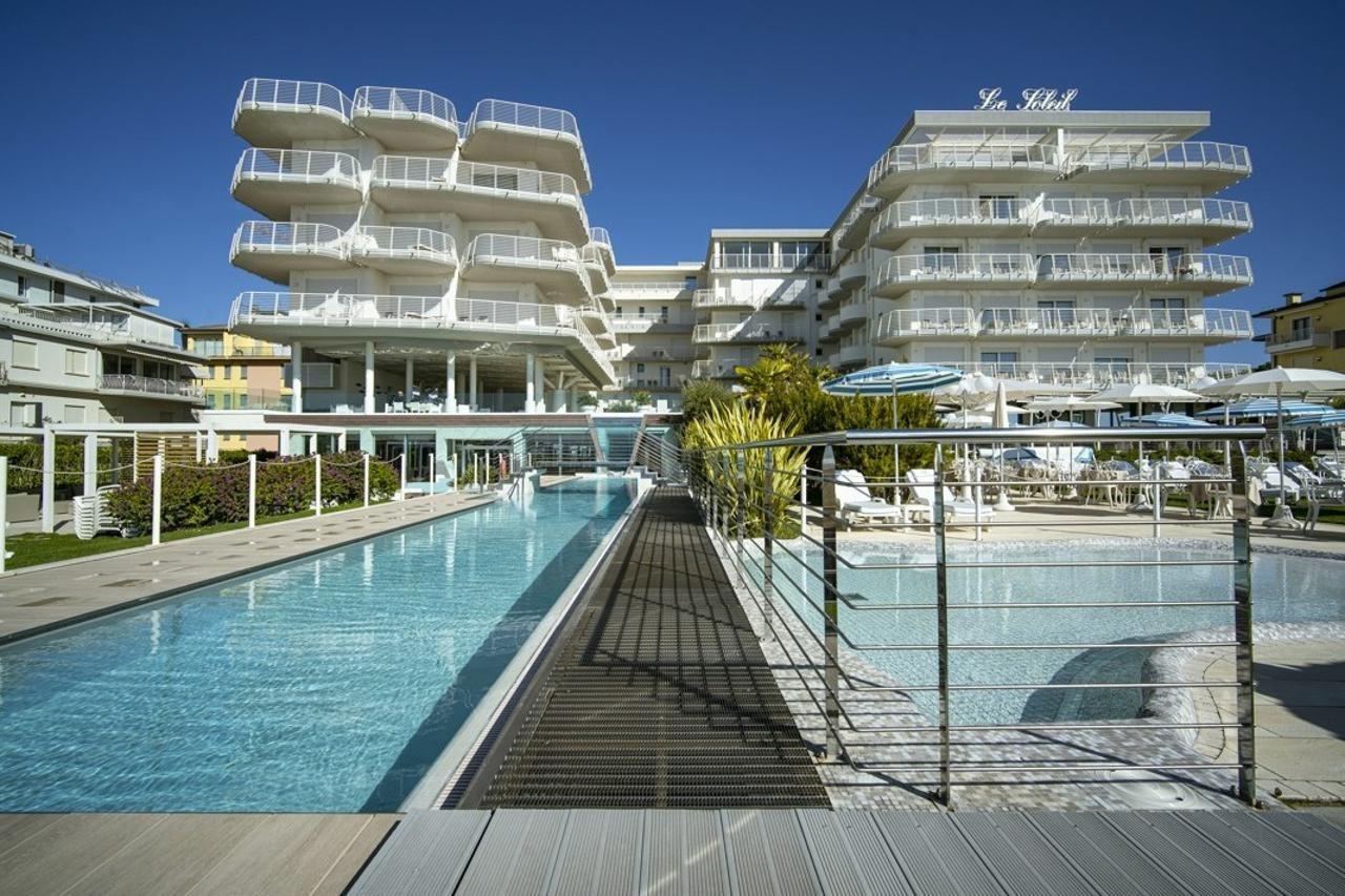 Hotel Le Soleil Лідо-ді-Єзоло Екстер'єр фото