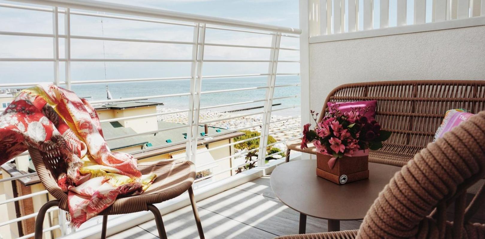 Hotel Le Soleil Лідо-ді-Єзоло Екстер'єр фото