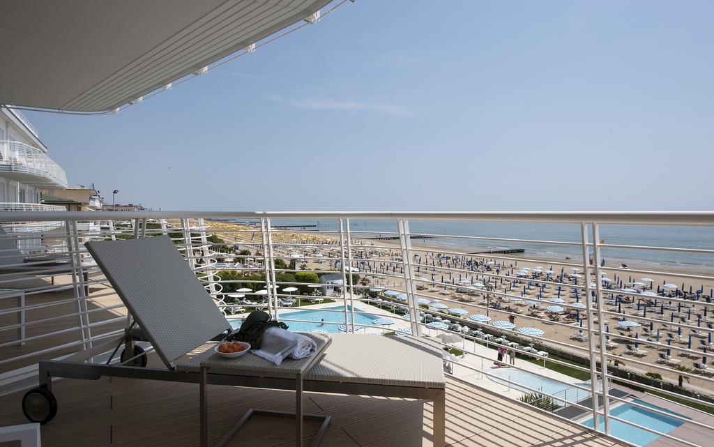 Hotel Le Soleil Лідо-ді-Єзоло Екстер'єр фото