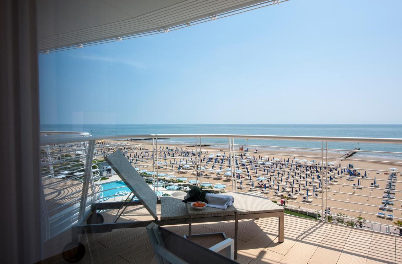 Hotel Le Soleil Лідо-ді-Єзоло Екстер'єр фото